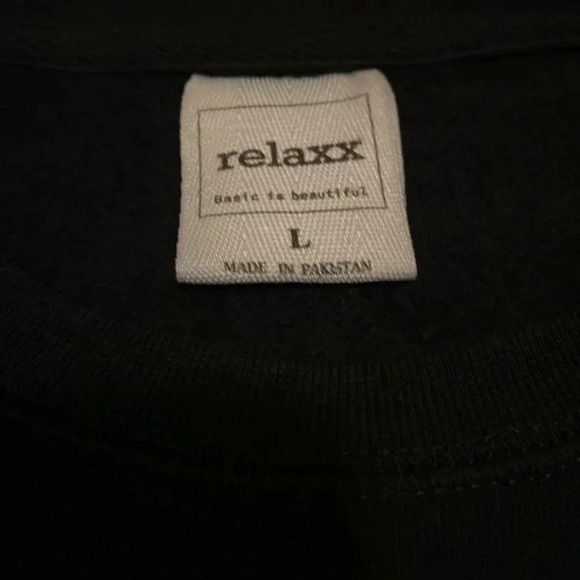 Relaxx Women's NWOT HOWDY Sweatshirt size Large - Picture 6 of 8
